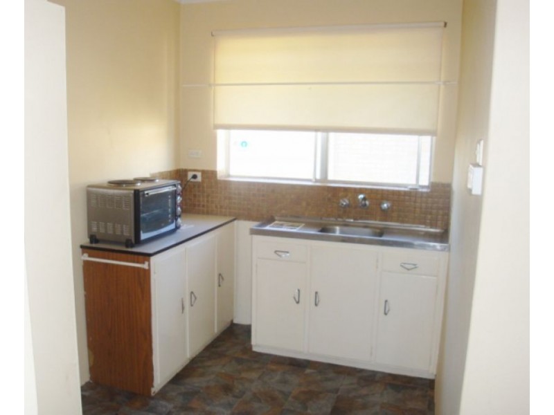 6/18 Broughton Place, Queanbeyan NSW 2620