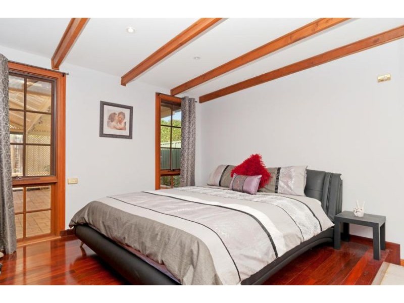 48 Henderson Road, Queanbeyan NSW 2620