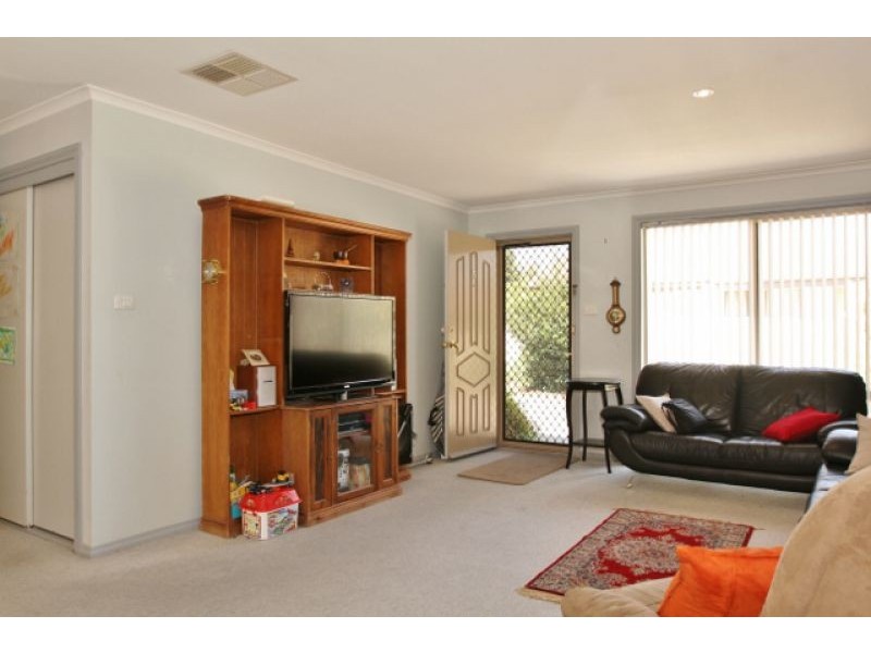 5/26 Mowatt Street, Queanbeyan NSW 2620