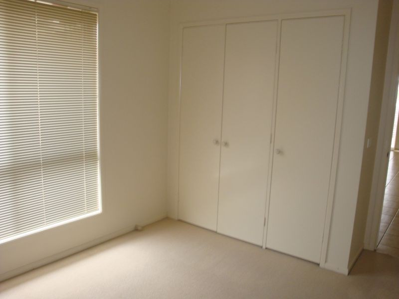 1/43-47 Hutchinson Circuit, Queanbeyan NSW 2620