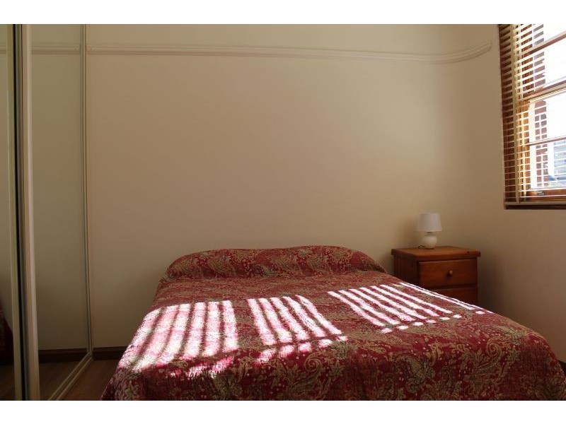 8 Coogee Bay Rd, Randwick NSW 2031