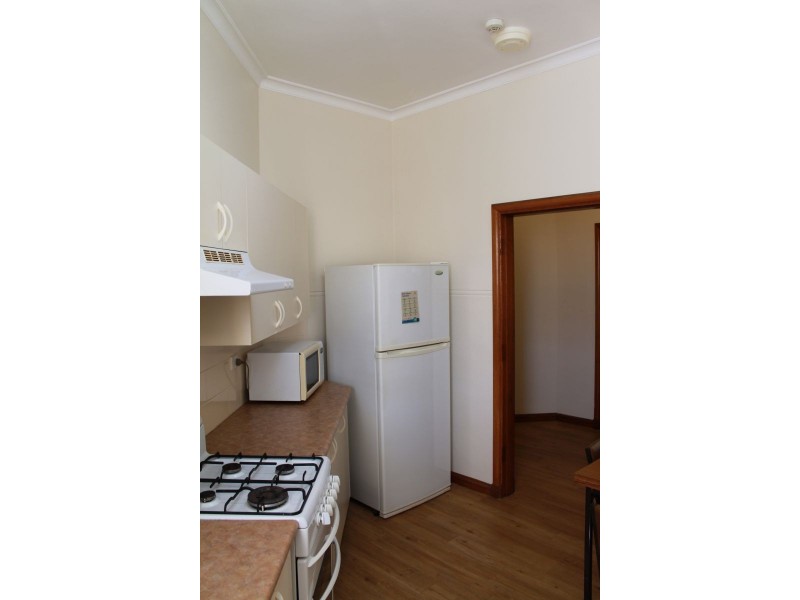 8 Coogee Bay Rd, Randwick NSW 2031