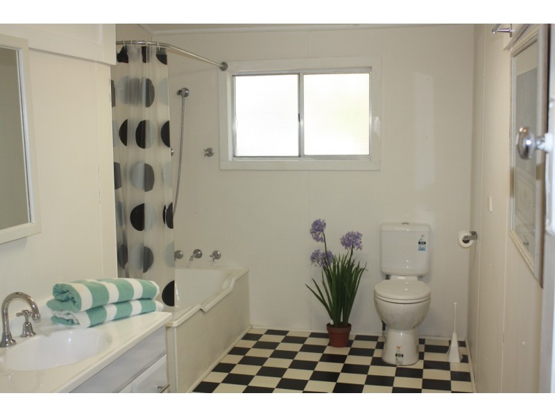 9 Oban Street, Coolah NSW 2843