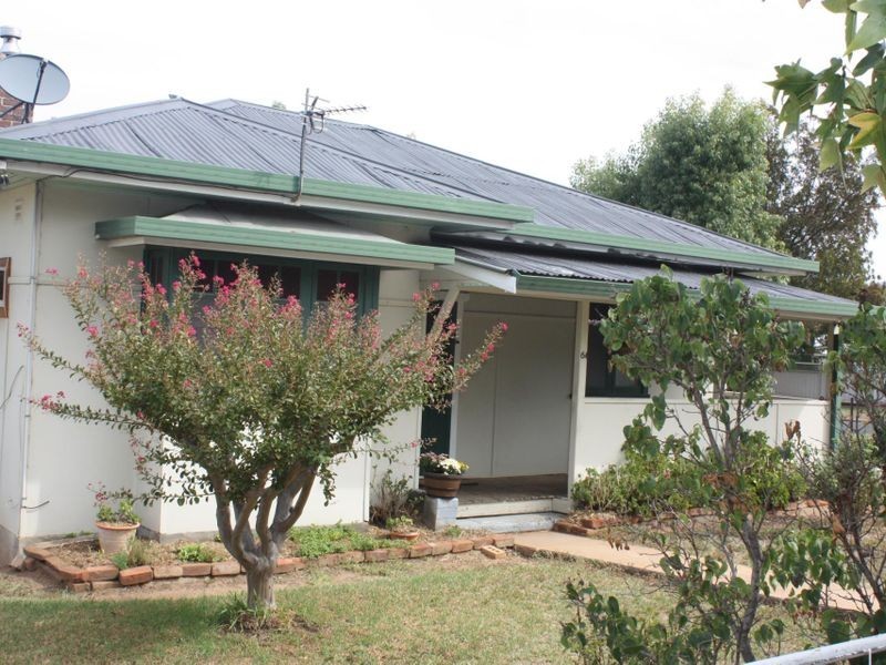 64 Martin  Street, Coolah NSW 2843