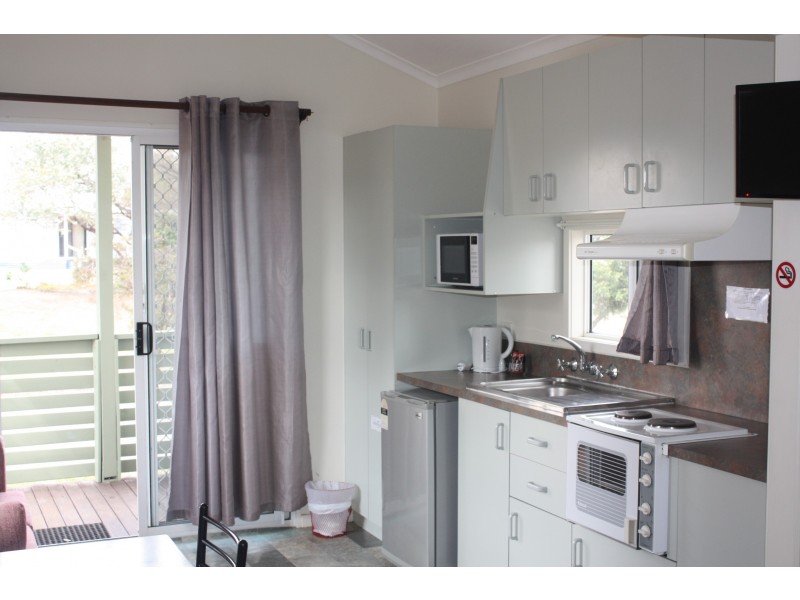 Cabin 23 Coolah Home Base Caravan Park, Coolah NSW 2843