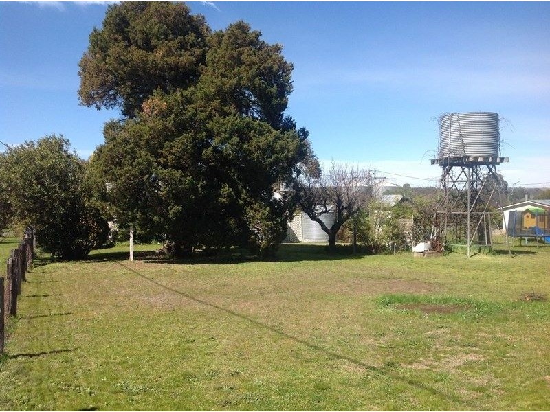 17 Oban Street, Coolah NSW 2843