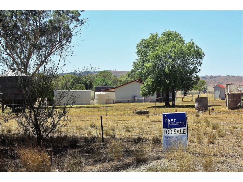 492 Sir Ivan Dougherty Drive, Dunedoo NSW 2844