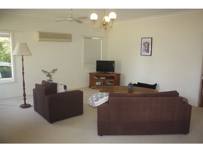 55 Booyamurra Street, Coolah NSW 2843