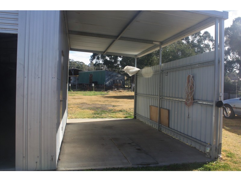 11 Oban Street, Coolah NSW 2843