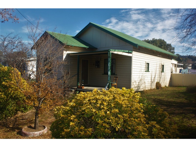 11 Oban Street, Coolah NSW 2843