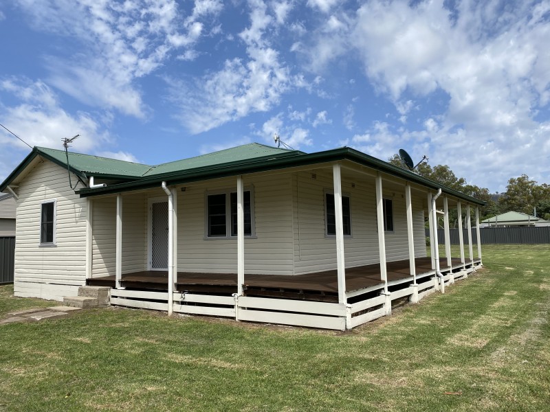 147 Binnia Street, Coolah NSW 2843