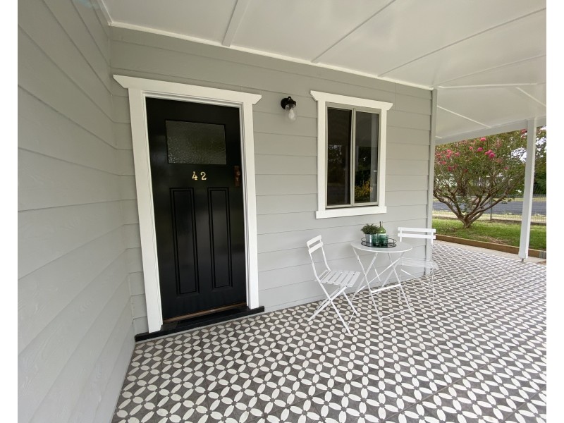 42 Martin Street, Coolah NSW 2843