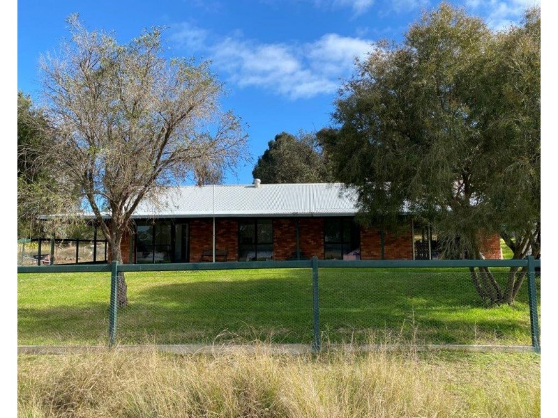 118 Neeleys Lane, Cassilis NSW 2329