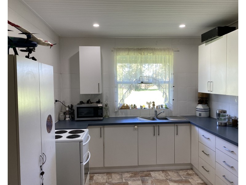 45 Railway Avenue, Coolah NSW 2843