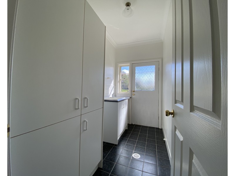 82 Martin Street, Coolah NSW 2843