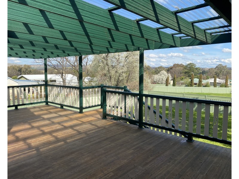 82 Martin Street, Coolah NSW 2843