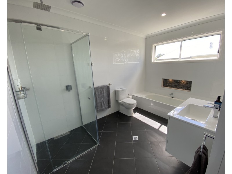163 Binnia Street, Coolah NSW 2843