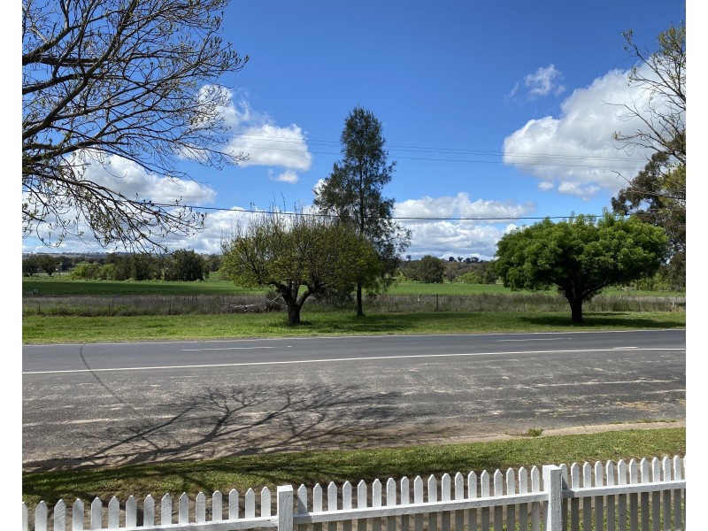 163 Binnia Street, Coolah NSW 2843