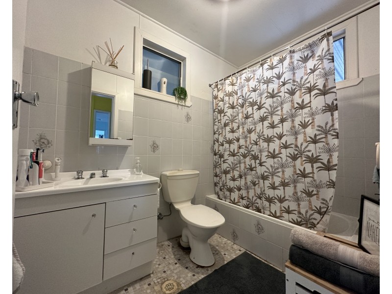 11 Cox Lane, Coolah NSW 2843