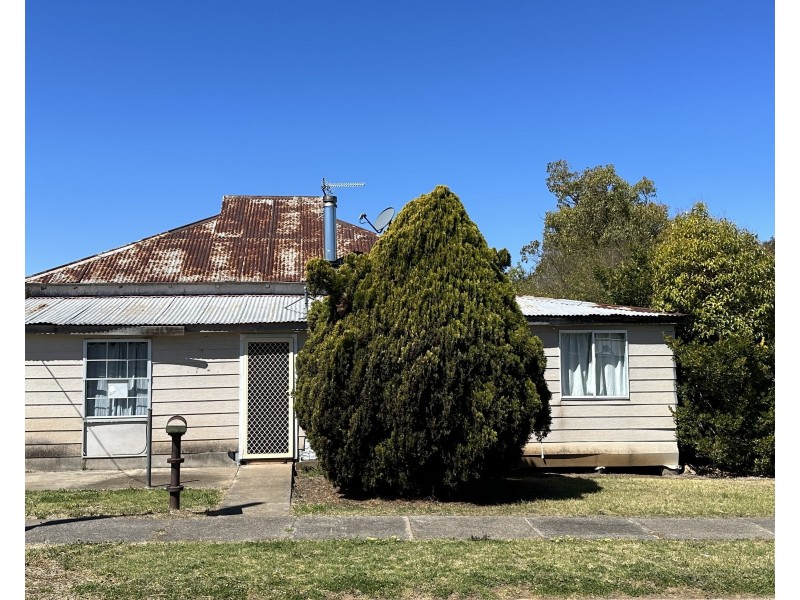 24-26 Oban Street, Coolah NSW 2843