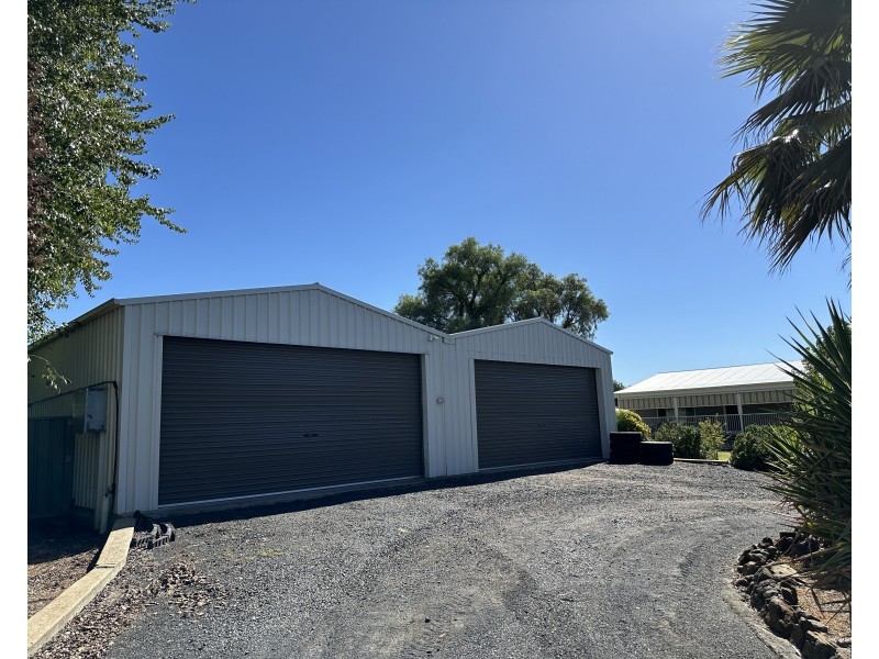 10 Cameron Place, Coolah NSW 2843