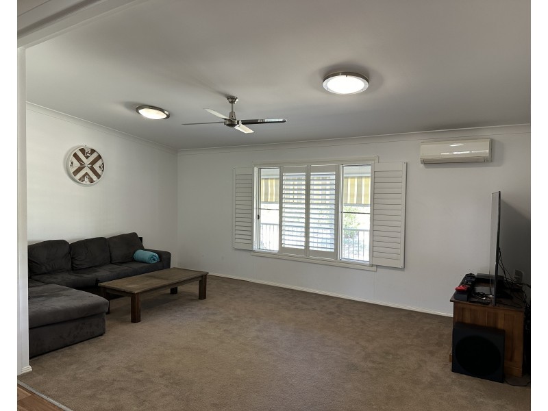 10 Cameron Place, Coolah NSW 2843