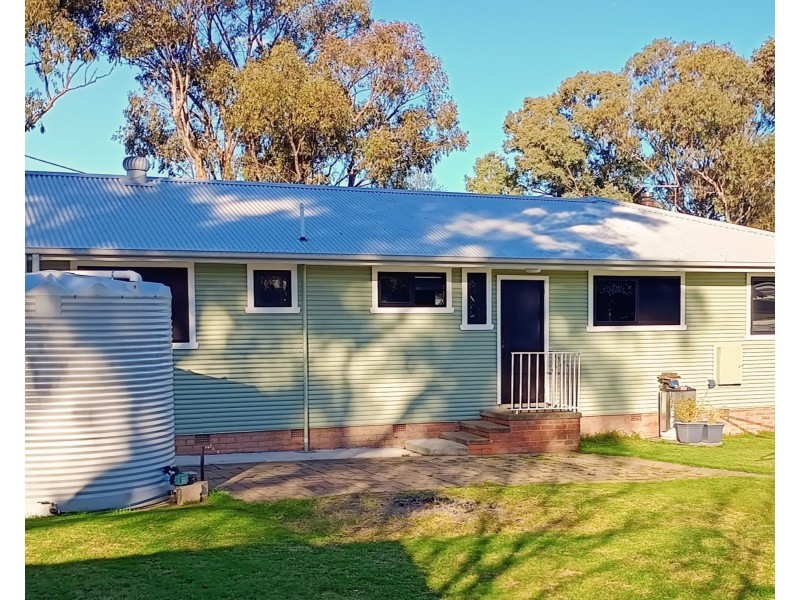 11 Cliff Lane, Coolah NSW 2843