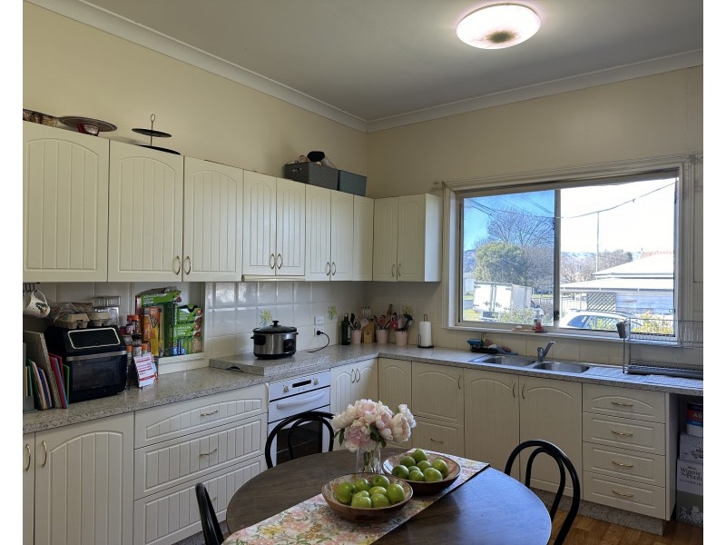 18 Gilmore Street, Coolah NSW 2843