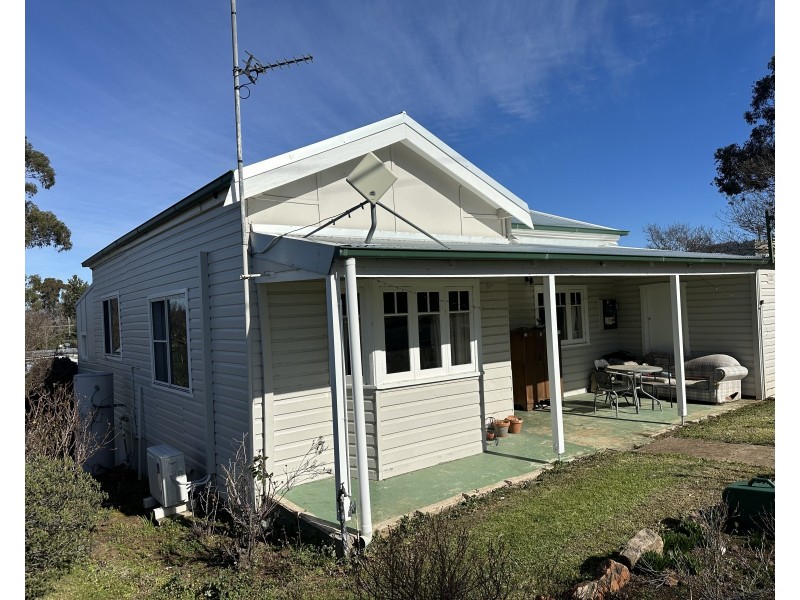 18 Gilmore Street, Coolah NSW 2843