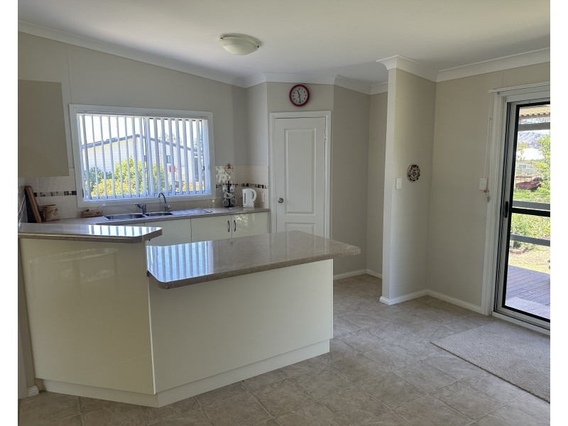 60 Binnaway Street, Coolah NSW 2843