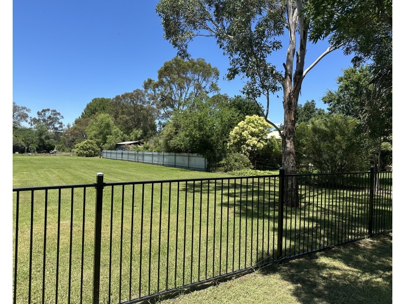60 Binnaway Street, Coolah NSW 2843