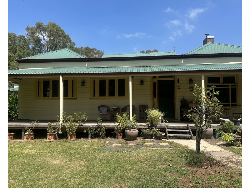 Cloudy Hill/82 Goddard Street, Coolah NSW 2843