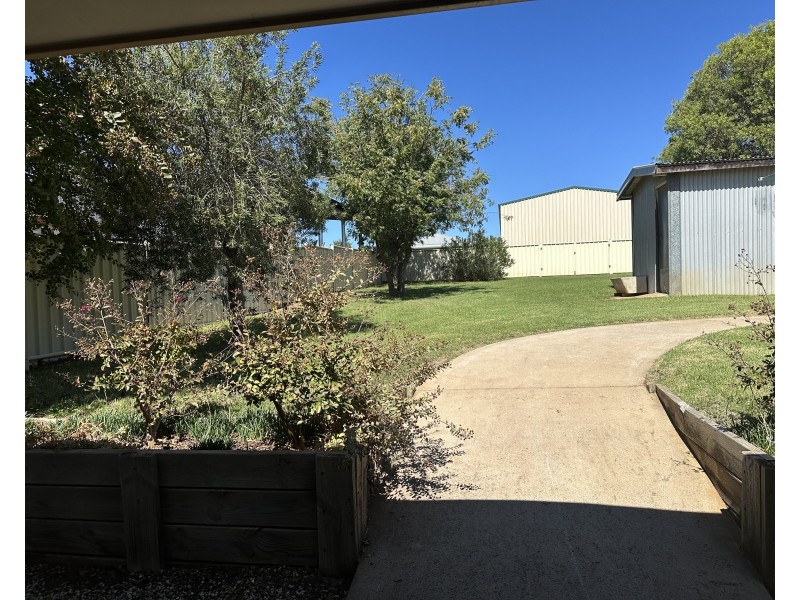 32 Tucklan Street, Dunedoo NSW 2844