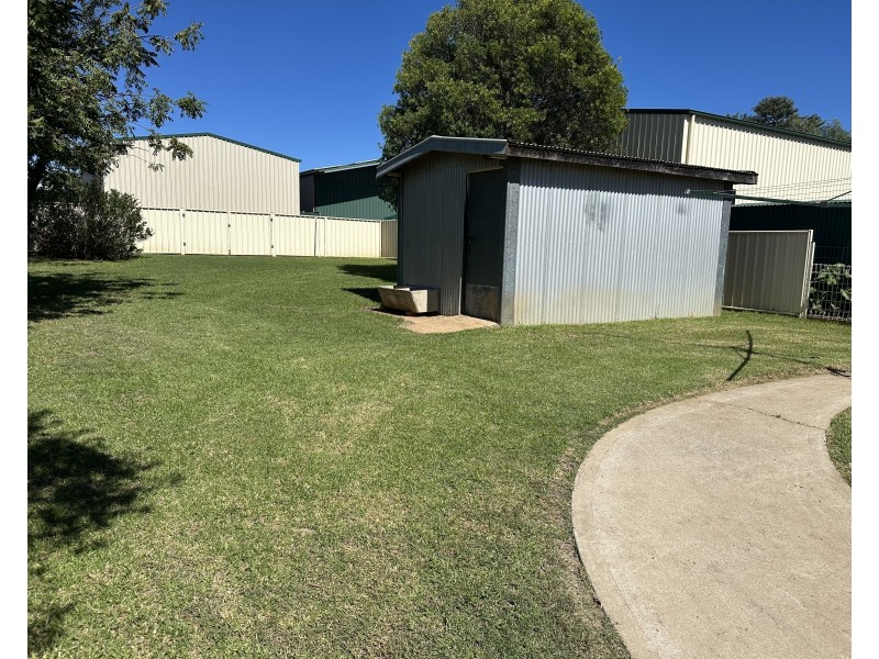 32 Tucklan Street, Dunedoo NSW 2844