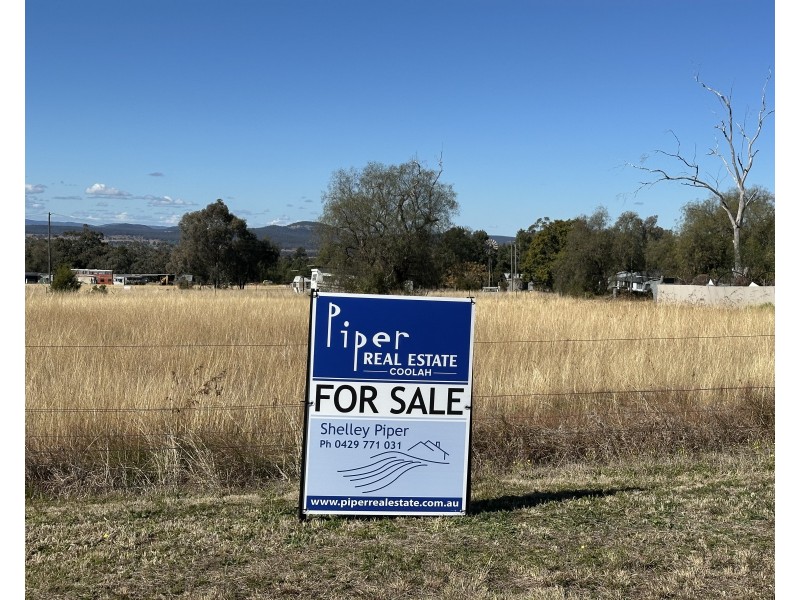 30 Merrigula Street, Tambar Springs NSW 2381