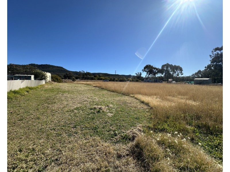 30 Merrigula Street, Tambar Springs NSW 2381