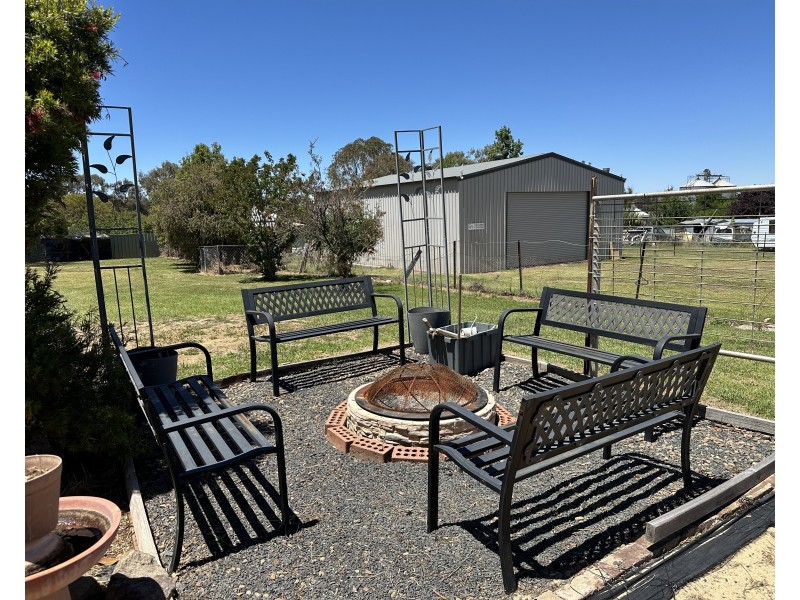 14 Oban Street, Coolah NSW 2843