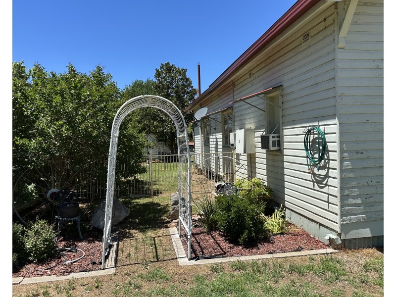 14 Oban Street, Coolah NSW 2843