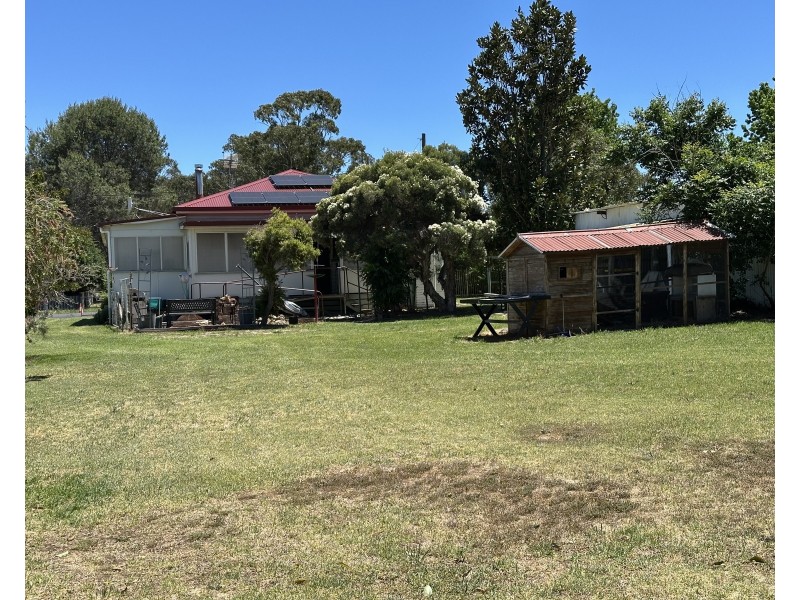 14 Oban Street, Coolah NSW 2843