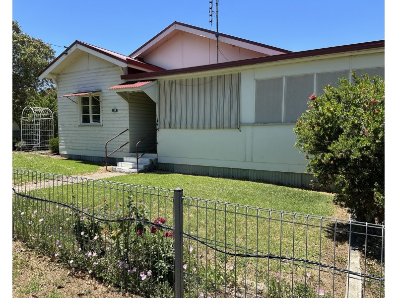 14 Oban Street, Coolah NSW 2843