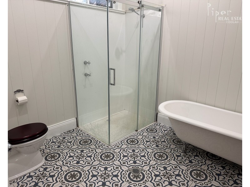 The Old School House/75 Denham Street, Leadville via, Dunedoo NSW 2844