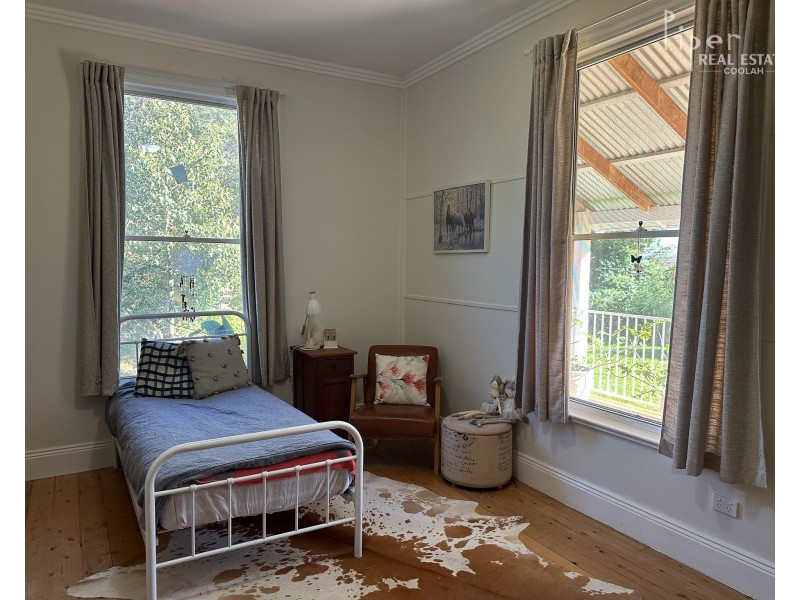 The Old School House/75 Denham Street, Leadville via, Dunedoo NSW 2844