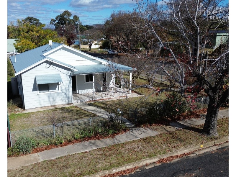 42 Martin Street, Coolah NSW 2843