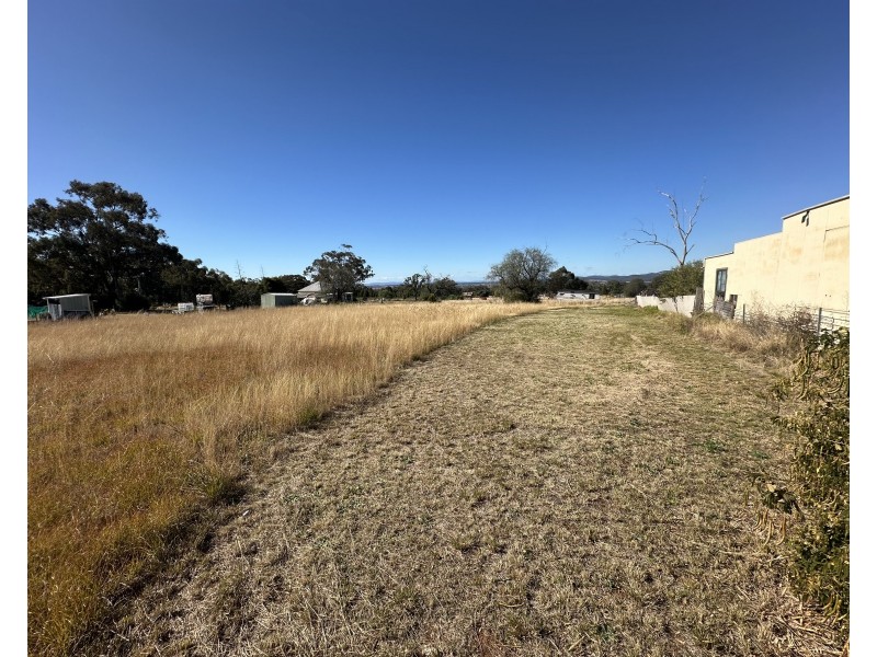 30 Merrigula Street, Tambar Springs NSW 2381
