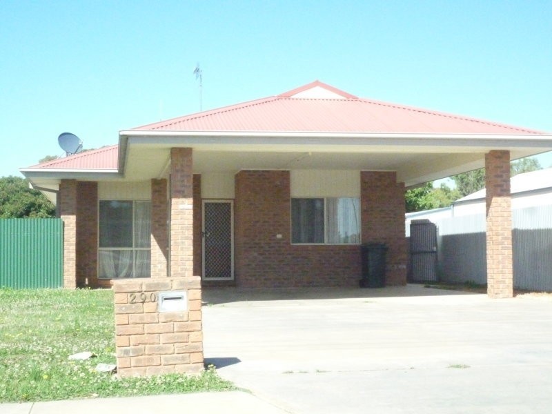 290 Albert, Deniliquin NSW 2710