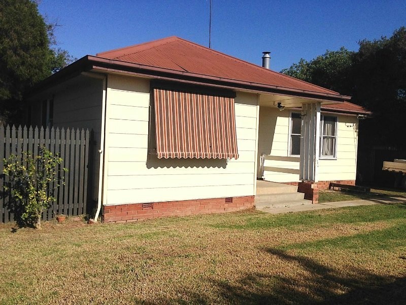 248 Henry Street, Deniliquin NSW 2710