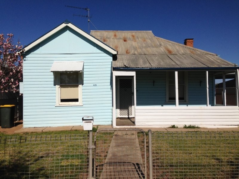 426 Church Street, Hay NSW 2711