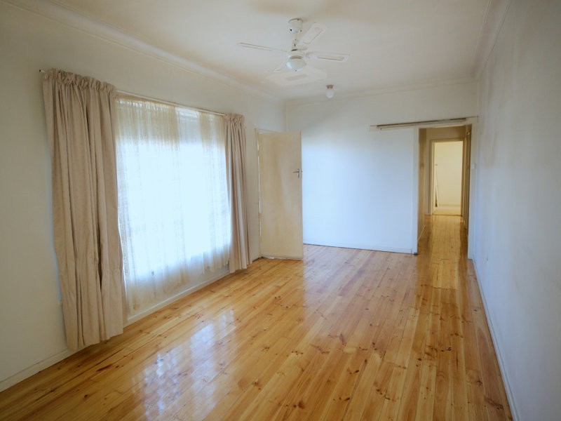 443 Wood Street, Deniliquin NSW 2710