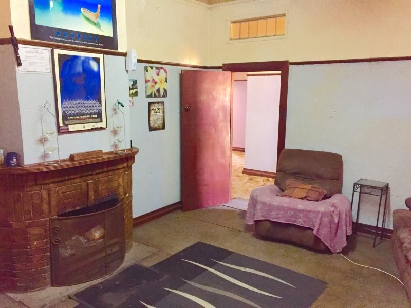 409 Wood Street, Deniliquin NSW 2710