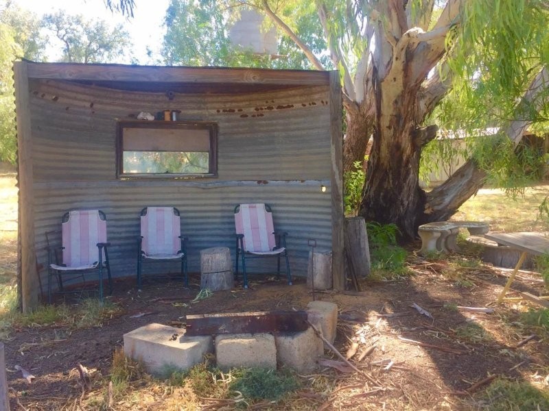4 Mackenzie Street, Conargo NSW 2710